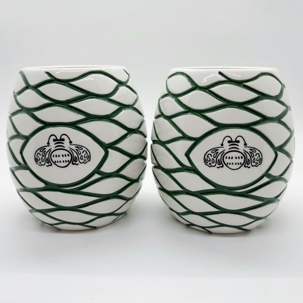 Set of 2 PATRON Tequila Limited Edition Agave Pina Ceramic Bee Tiki Mugs